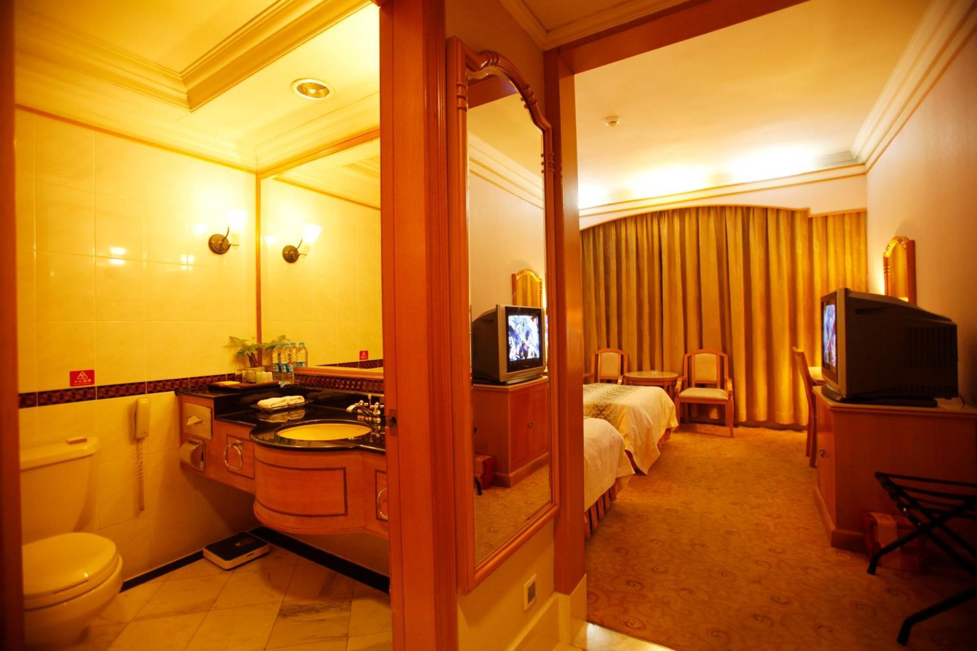 Panyu Hotel Guangzhou Exterior photo